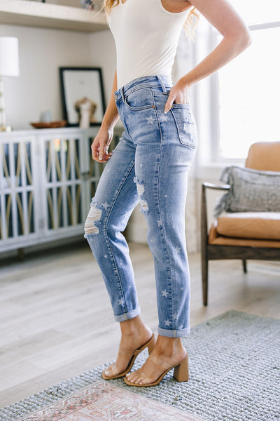 Judy Blue Star Boyfriend Jeans