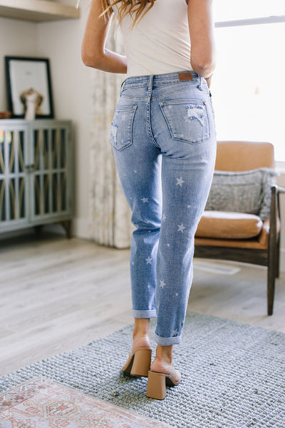 Judy Blue Star Boyfriend Jeans