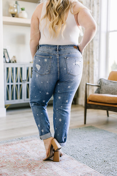 Judy Blue Star Boyfriend Jeans