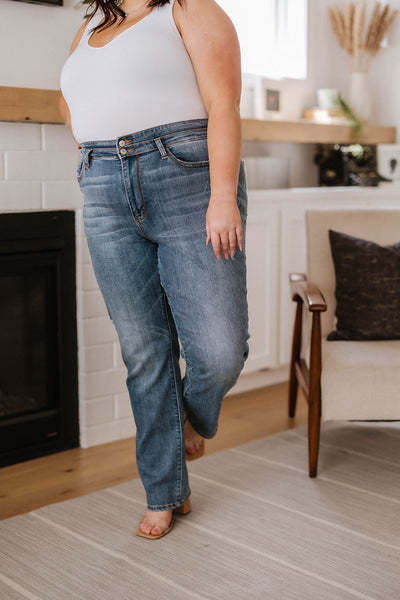 Judy Blue Slit Hem Straight Jeans