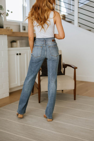 Judy Blue Slit Hem Straight Jeans